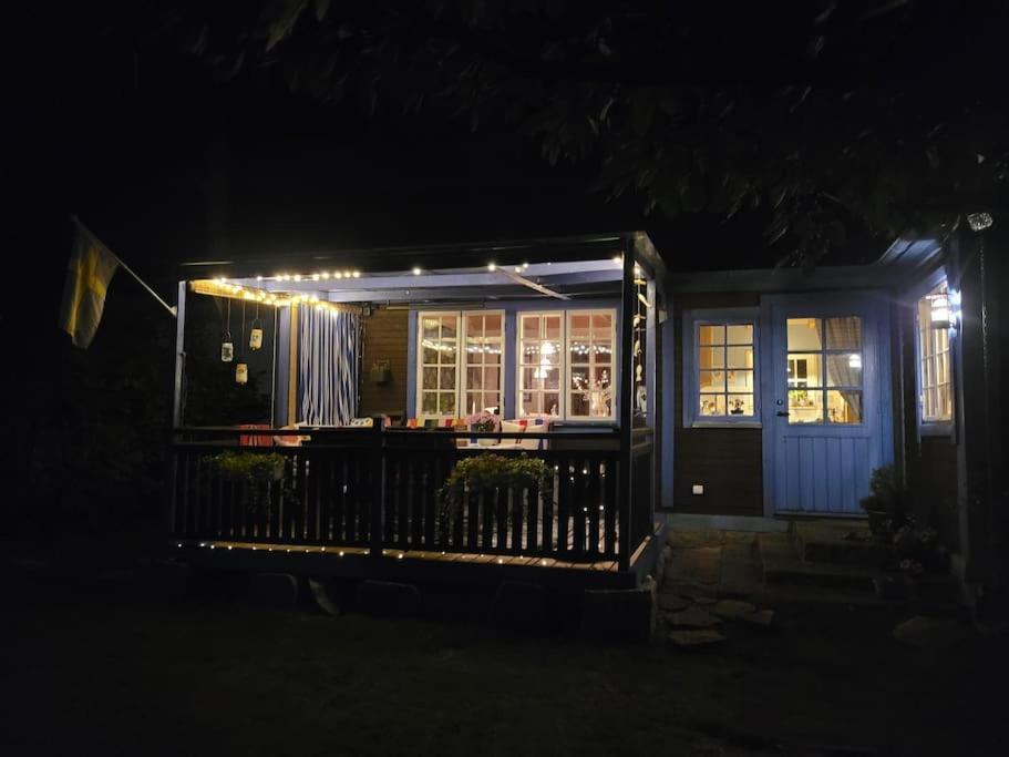 Villa Ett Charmigt Smultronstaelle Med Havsutsikt Sölvesborg Esterno foto