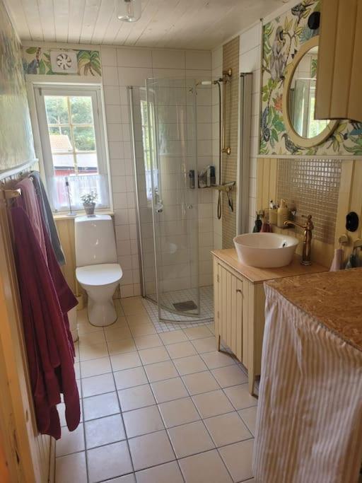 Villa Ett Charmigt Smultronstaelle Med Havsutsikt Sölvesborg Esterno foto